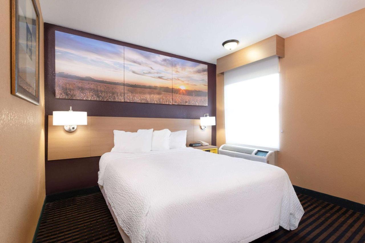 Days Inn By Wyndham Anderson In Екстер'єр фото